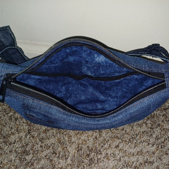 Belt bag, jean upcycling, blue, hand made, unisex - Picture 5 of 7